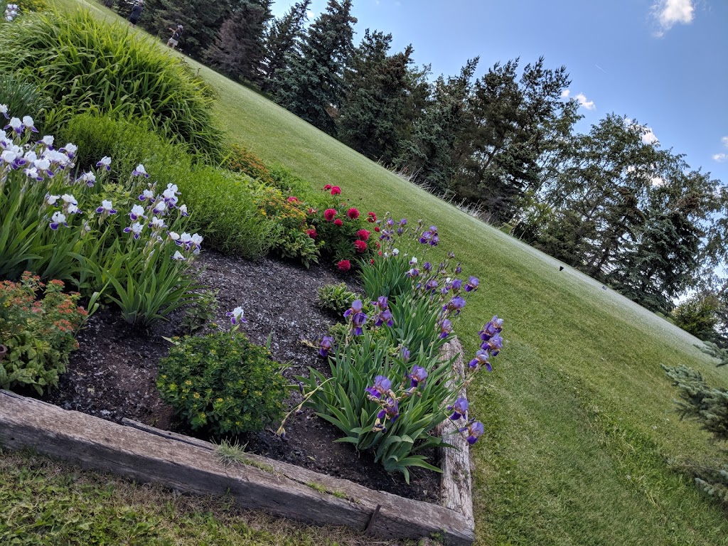 Carstairs Golf Club | 2 Highway 2A North, Carstairs, AB T0M 0N0, Canada | Phone: (403) 337-3382
