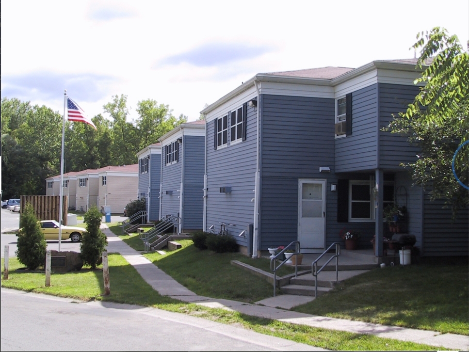 David Woody Townhouses | 268 Garden St Apt. F, Lockport, NY 14094, USA | Phone: (716) 434-0001
