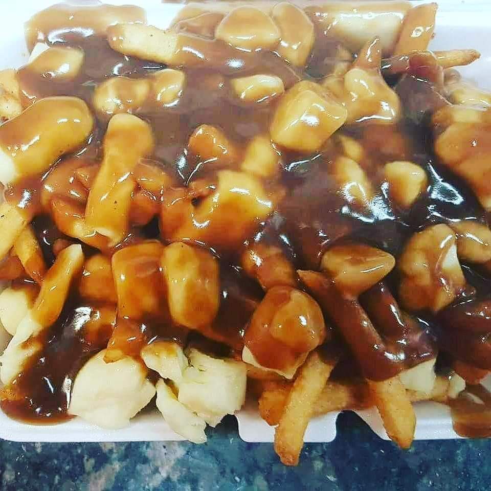 Joes Family Pizzeria | 284 Pembroke St W, Pembroke, ON K8A 5N2, Canada | Phone: (613) 732-9900