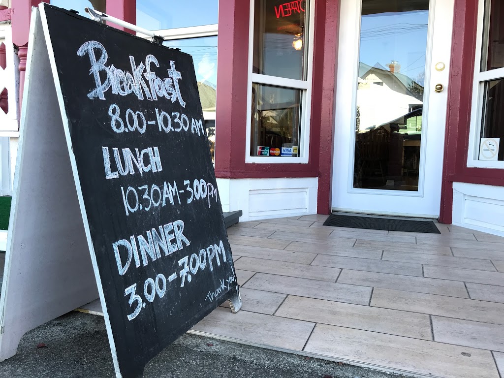 @THAI PINTO CUISINE | 9875 Maple St, Chemainus, BC V0R 1K1, Canada | Phone: (250) 324-8424