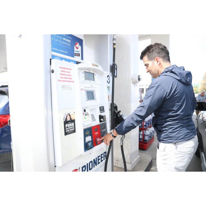 Pioneer | 1292 Dupont St, Toronto, ON M6H 2A4, Canada | Phone: (416) 536-2330