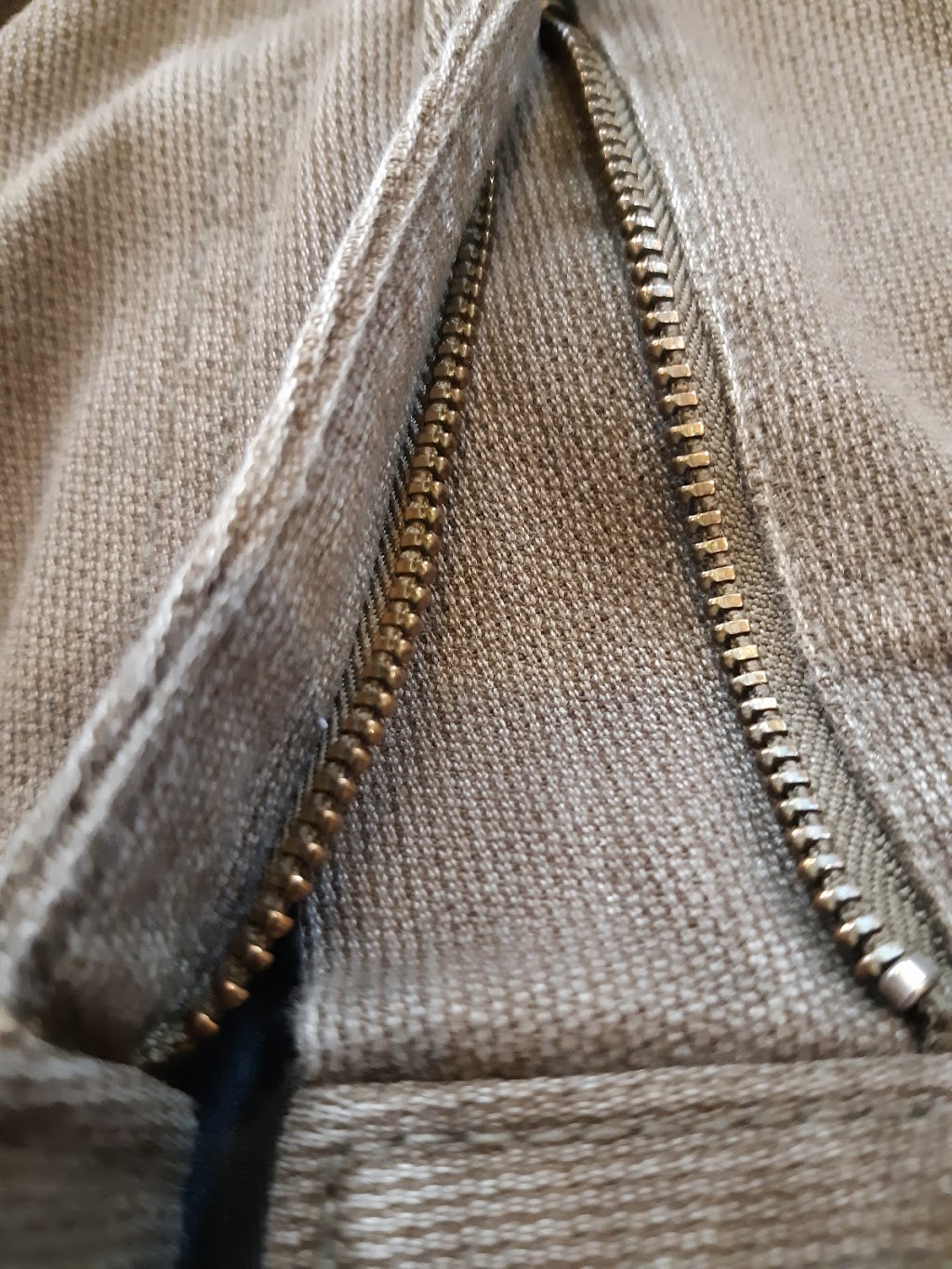 Jays Sewing and Alterations | 760 Hyde Park Rd, London, ON N6H 5W9, Canada | Phone: (519) 702-8394