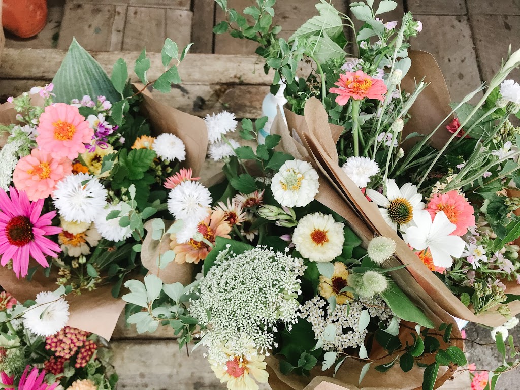 Alexis Joy Florals | 24 York St, Picton, ON K0K 2T0, Canada | Phone: (613) 885-0226