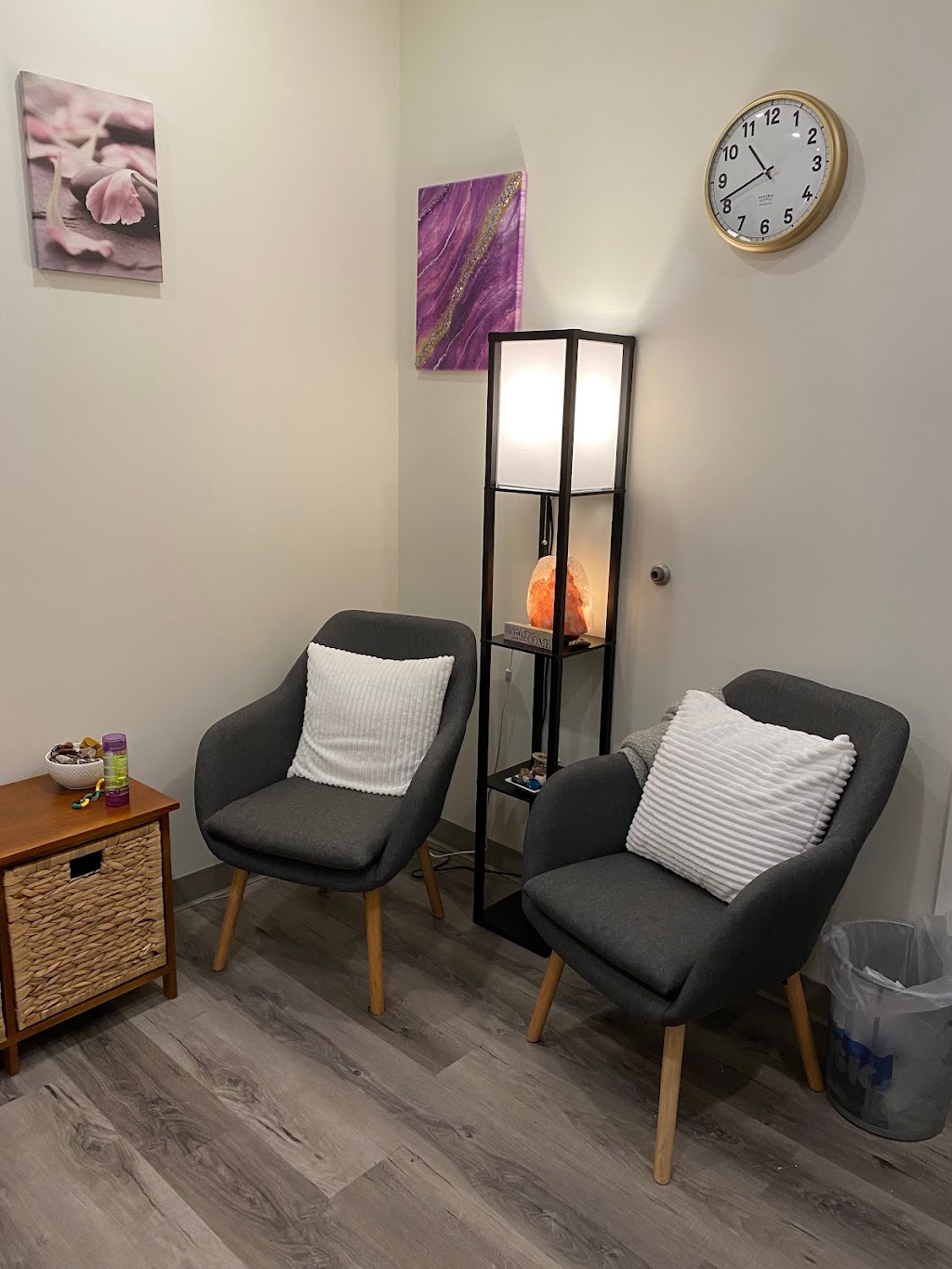 Dakova Health | 15 Canada Ave Suite 103, Duncan, BC V9L 1T3, Canada | Phone: (250) 856-1040