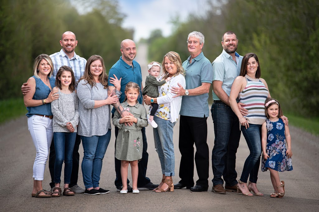 Country Roads Photography | 7 Deaken Dr, East Luther Grand Valley, ON L9W 0Z8, Canada | Phone: (647) 200-3241