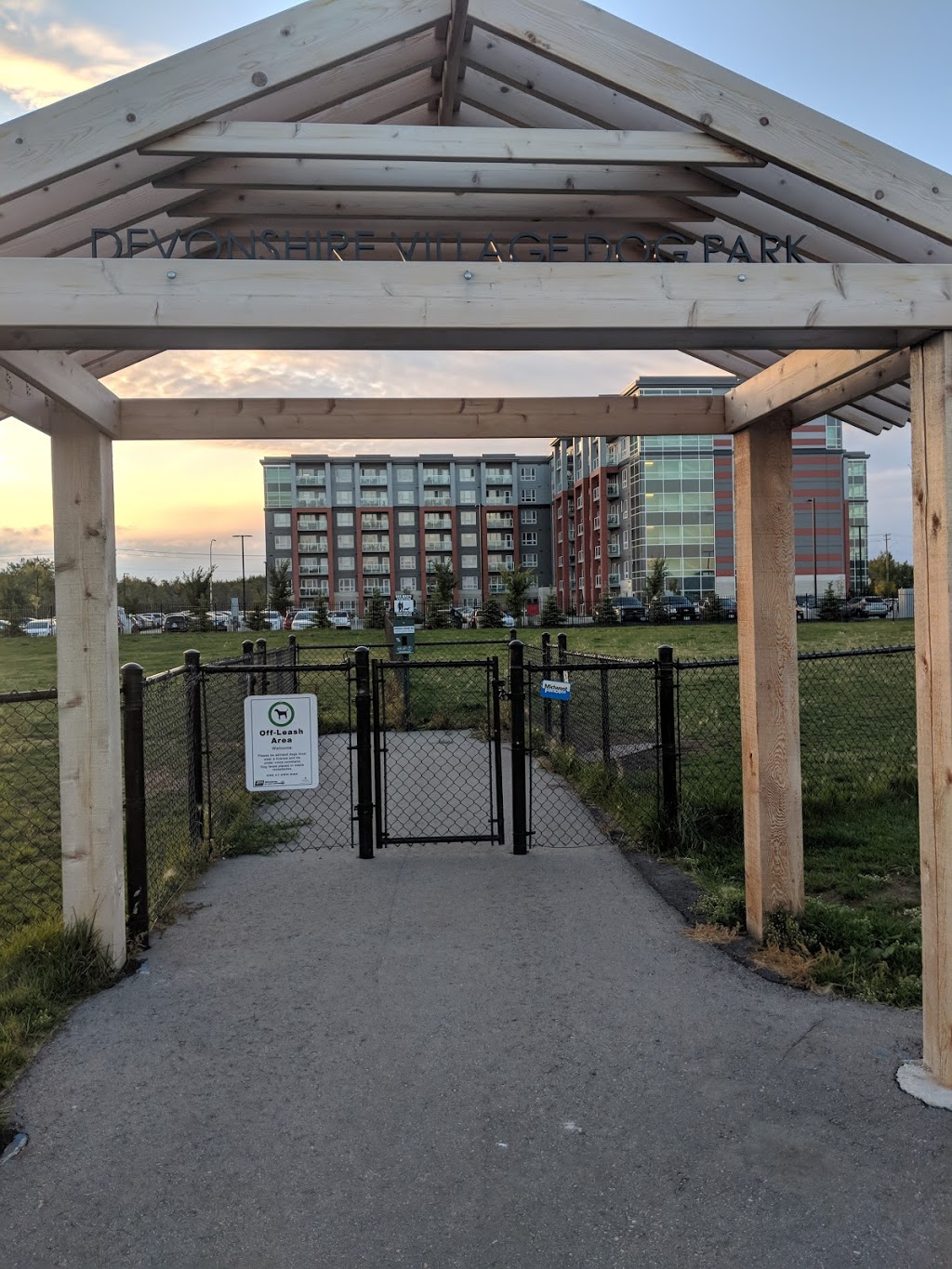 Devonshire Village Dog Park | Cal Gardner Dr, Winnipeg, MB R2C 4M4, Canada