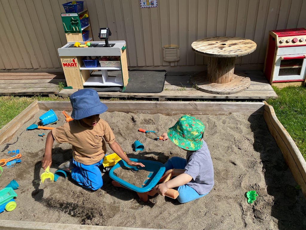 young of green gables early learning | 4662 208b St, Langley, BC V3A 7E6, Canada | Phone: (778) 366-8252