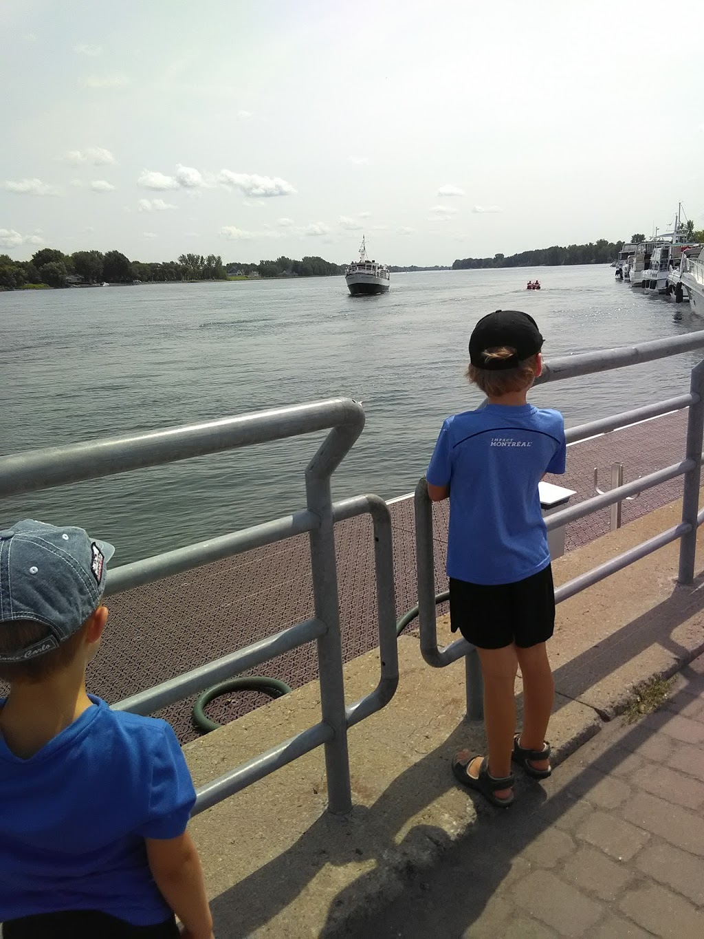 Croisieres dIberville | 55 Rue Richelieu, Saint-Jean-sur-Richelieu, QC J3B 6X2, Canada | Phone: (450) 348-9744