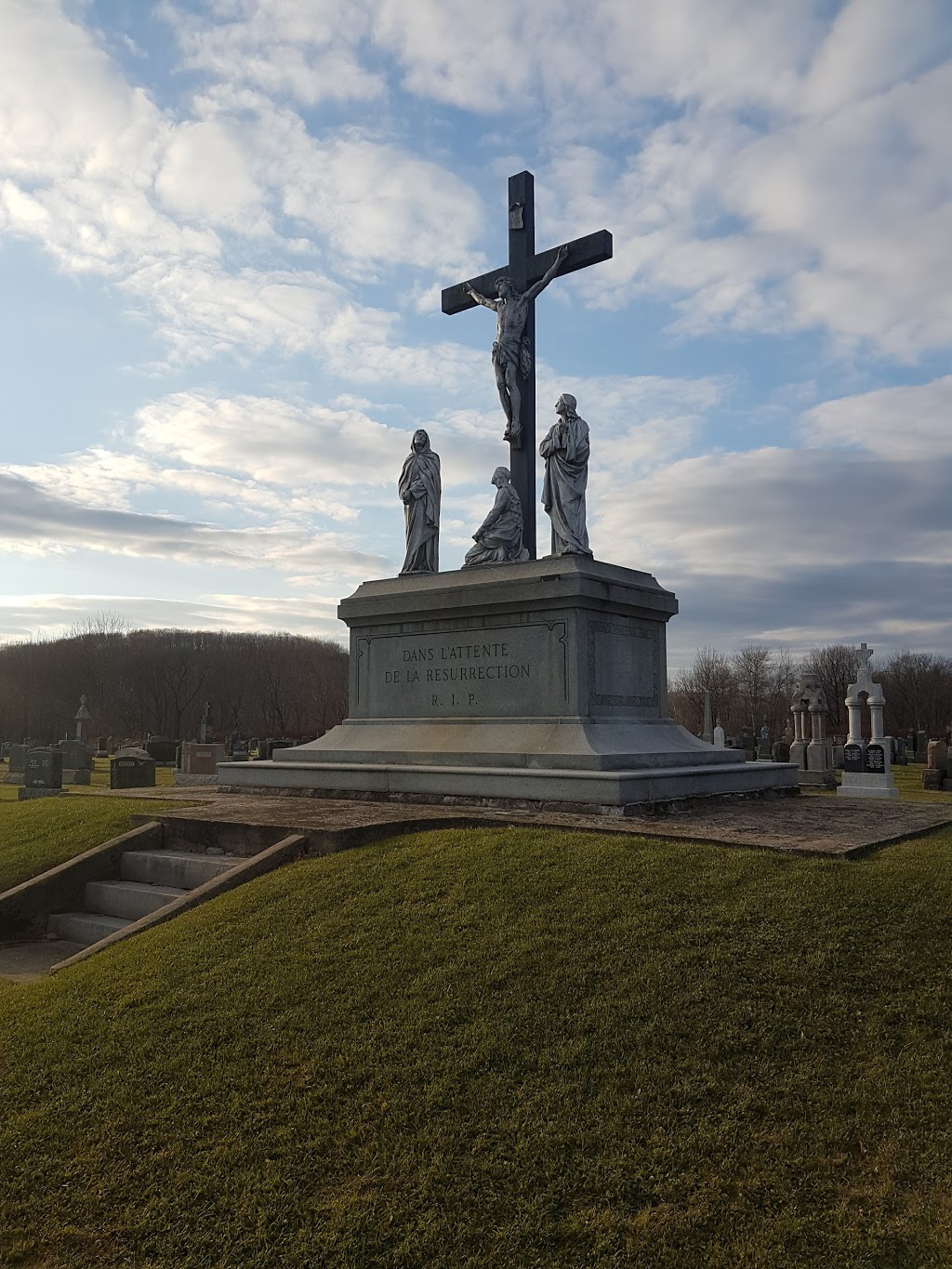 Cimetière Saint-Joseph | 1483 Rue de la Paix, Shawinigan, QC G9N 4R5, Canada | Phone: (819) 537-6521
