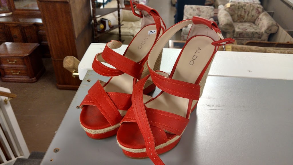 Rescued & Restored | 248 Freelton Rd, Freelton, ON L0R 1K0, Canada | Phone: (289) 679-0481