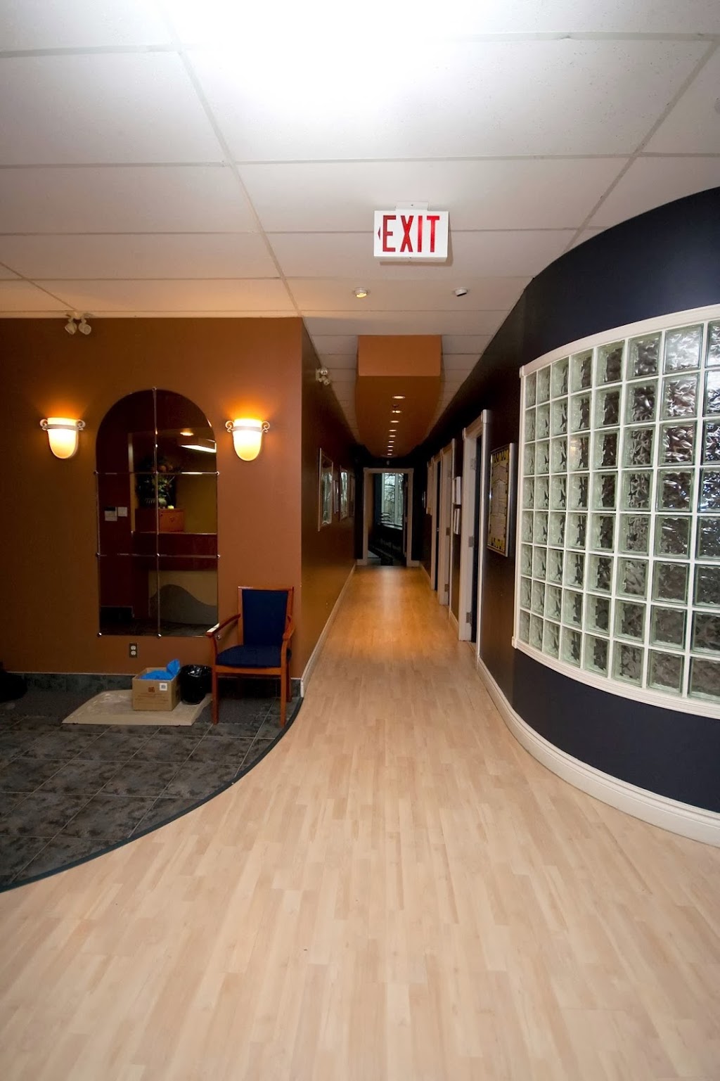 Terry Fox Dental Centre | 600 Terry Fox Dr, Kanata, ON K2L 4B6, Canada | Phone: (613) 599-8555
