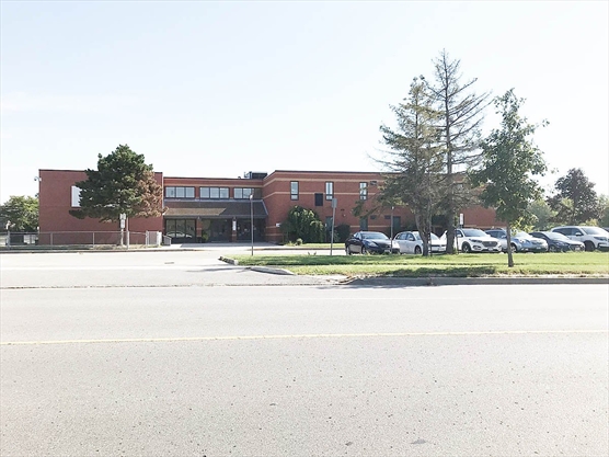 E.J. Sand Public School | 21 Mullen Dr, Thornhill, ON L4J 2T6, Canada | Phone: (905) 889-2753