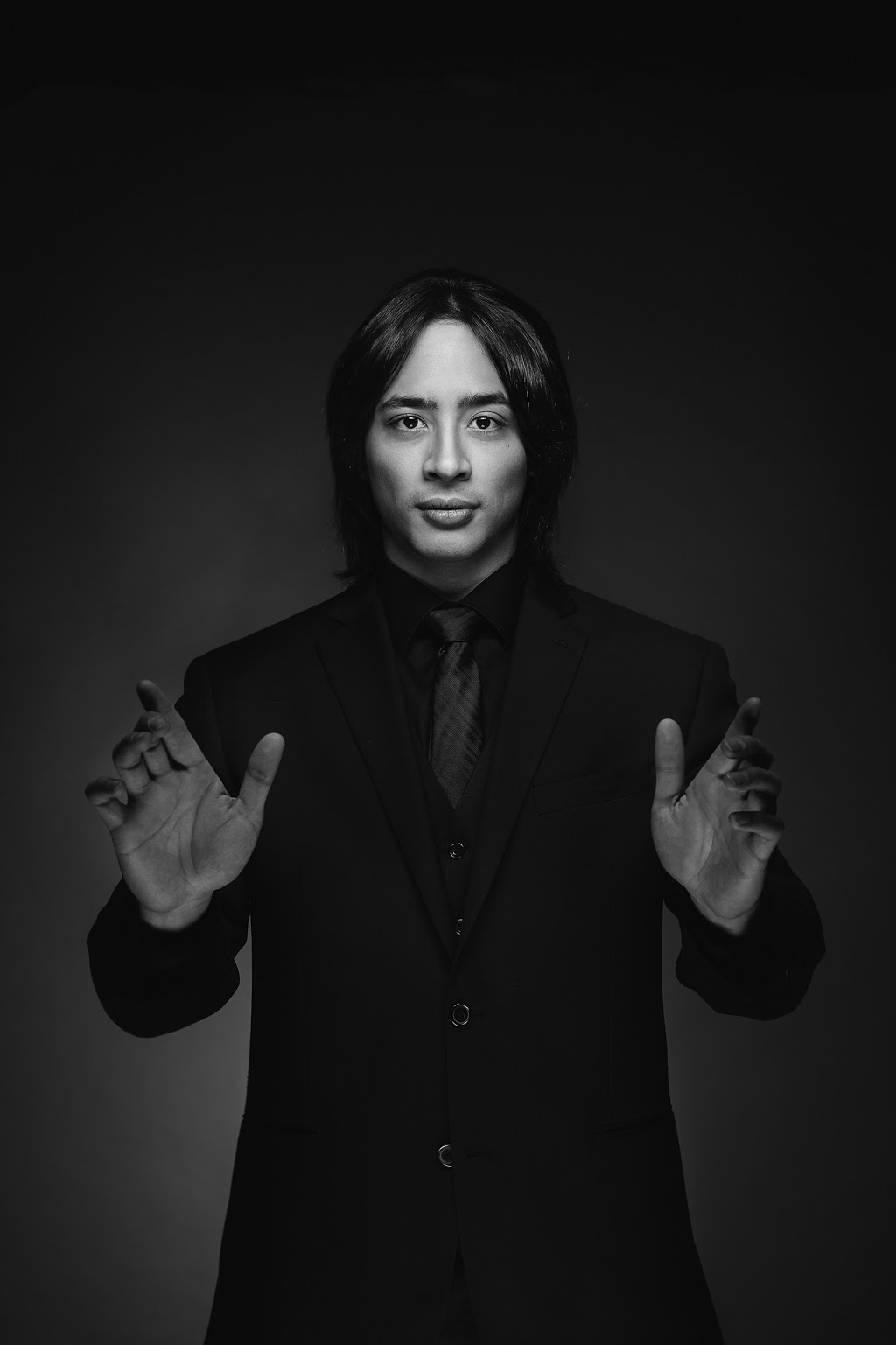 Hadlen the Hypnotist Magician Mentalist | 314 Avenue D S, Saskatoon, SK S7M 1R1, Canada | Phone: (833) 342-3536