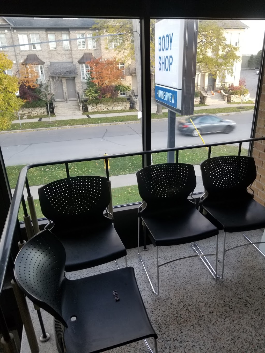 United Car & Truck Rental | 56 Fieldway Rd, Etobicoke, ON M8Z 3L2, Canada | Phone: (416) 234-8855