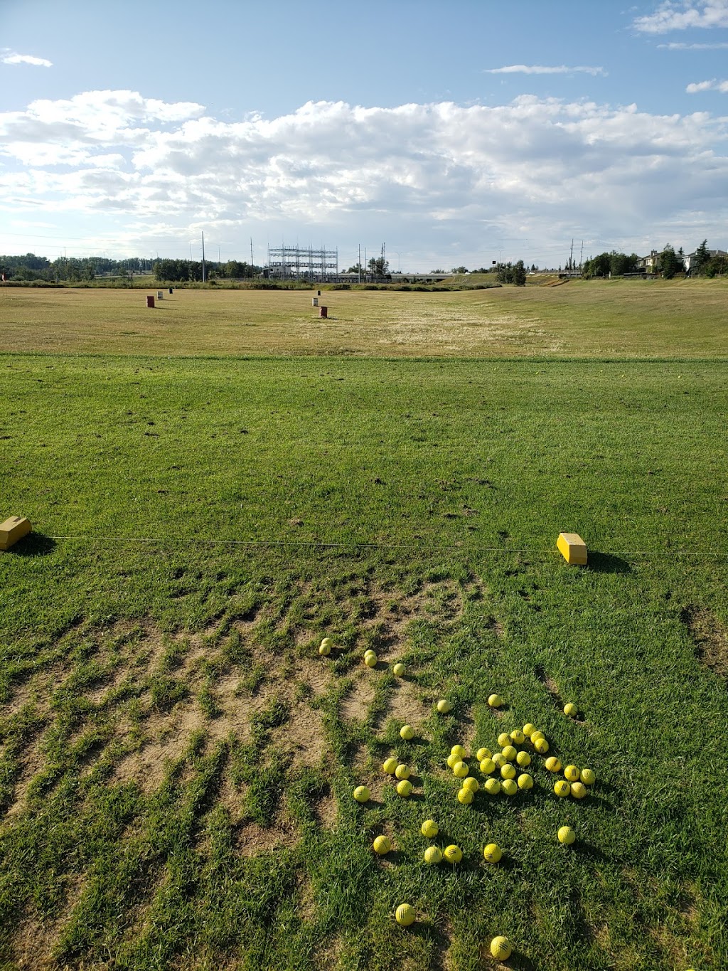 Eaglequest Golf Driving Range | 45 Douglasbank Way SE, Calgary, AB T2Z 1W7, Canada | Phone: (403) 279-7913