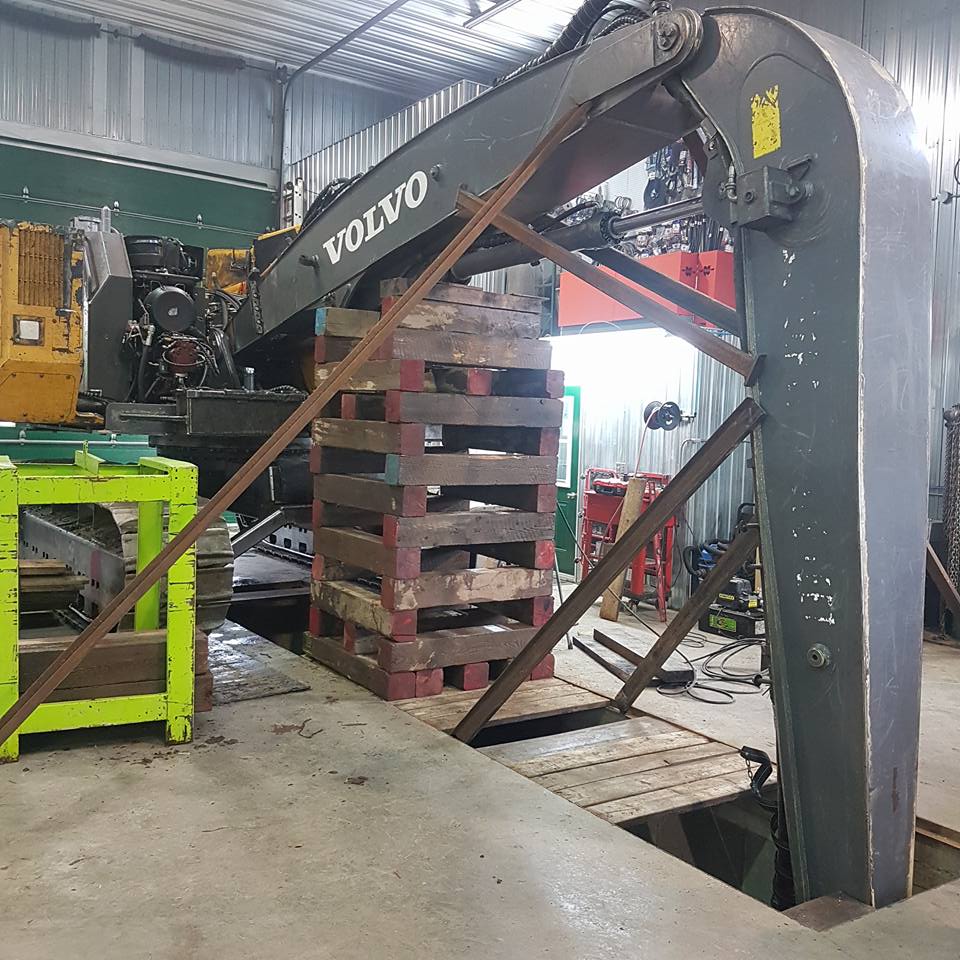 Déplacement de bâtiments JMD | 195 Rue Patton, Montmagny, QC G5V 1K8, Canada | Phone: (418) 241-3576