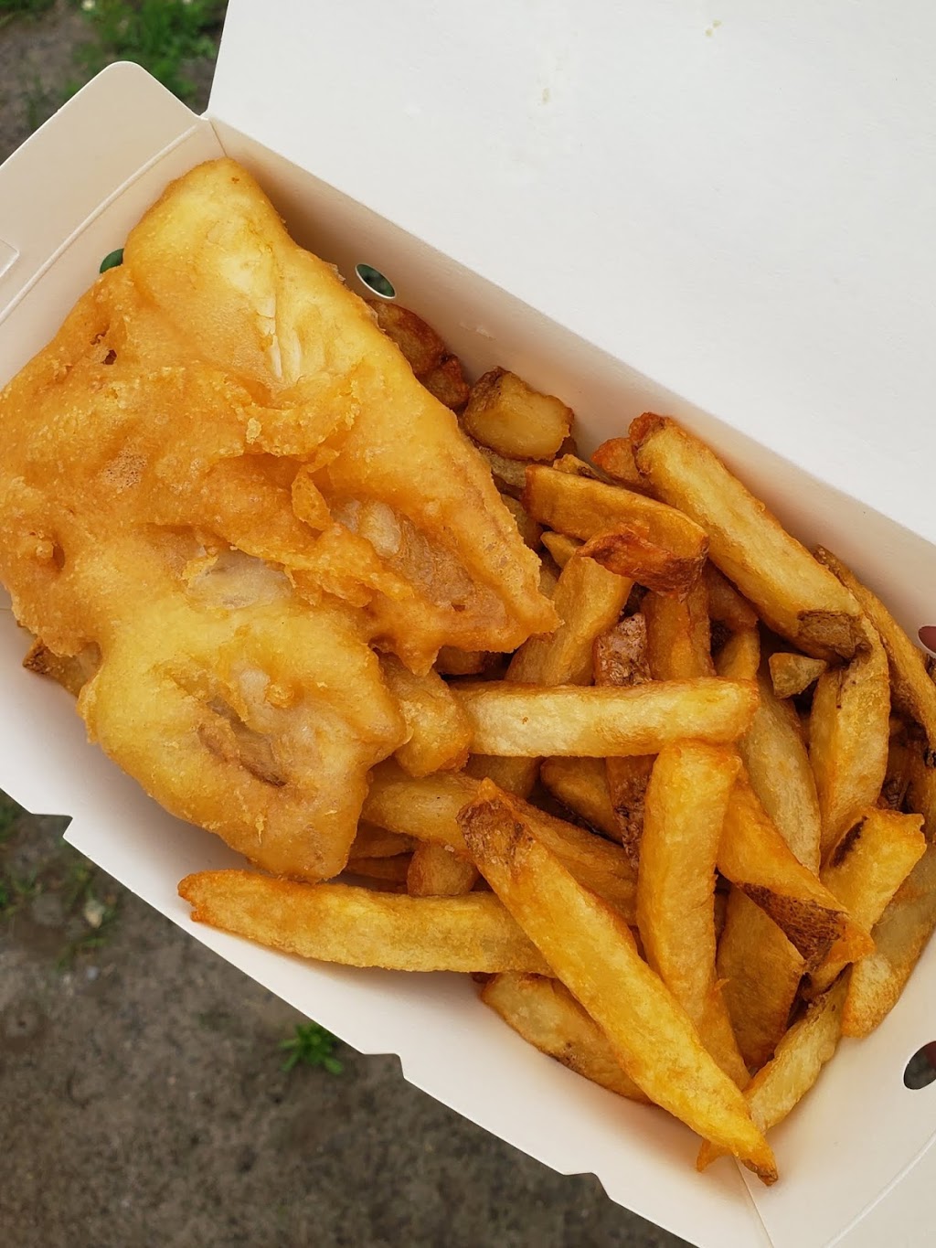 Halibut House Fish and Chips Truck | 118 ON-60, Huntsville, ON P1H 1C2, Canada | Phone: (705) 571-7999