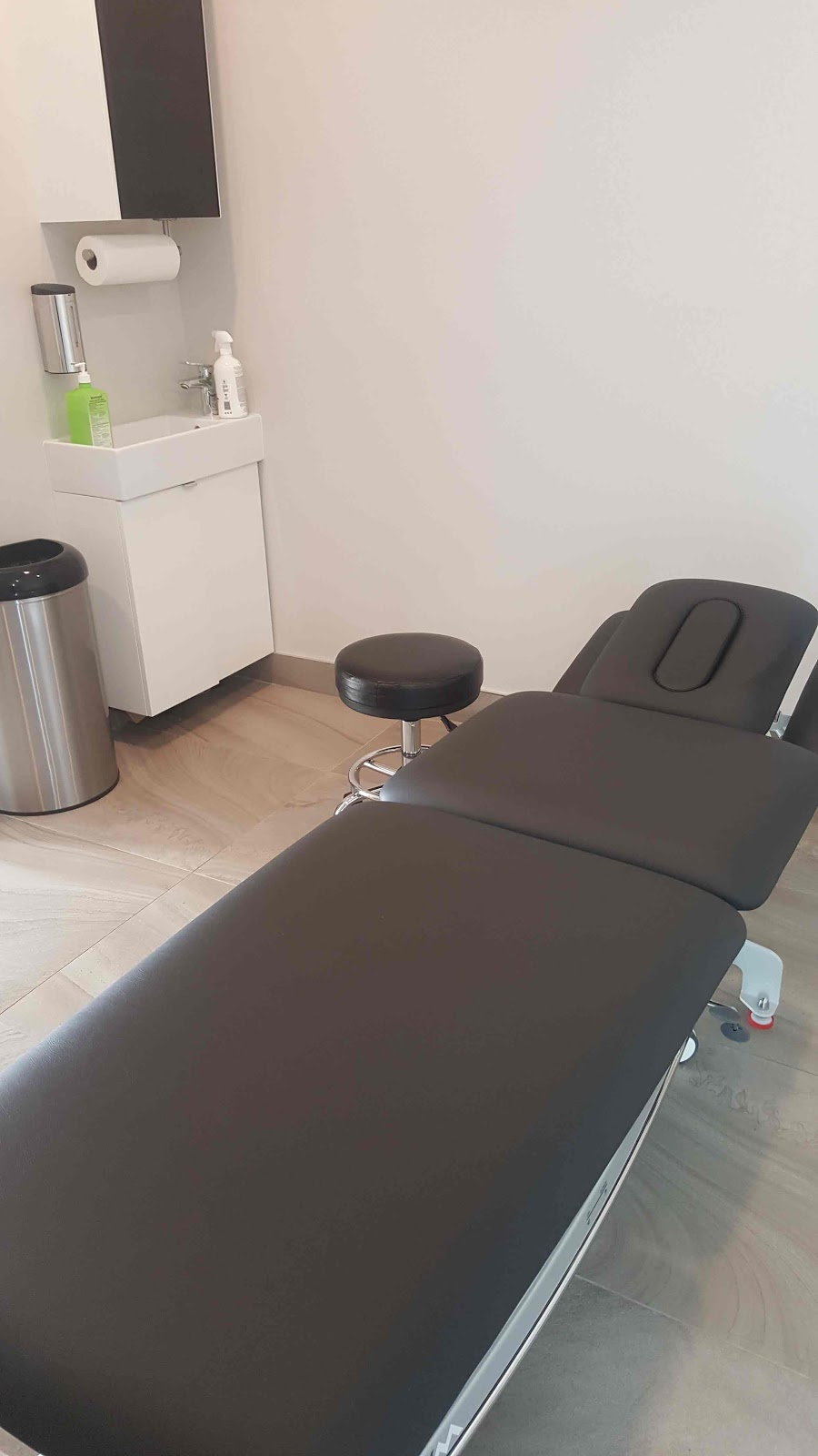 Kris Wong Physiotherapy and Performance | 11 Ivanhoe Dr, Markham, ON L6C 1N7, Canada | Phone: (416) 900-1980