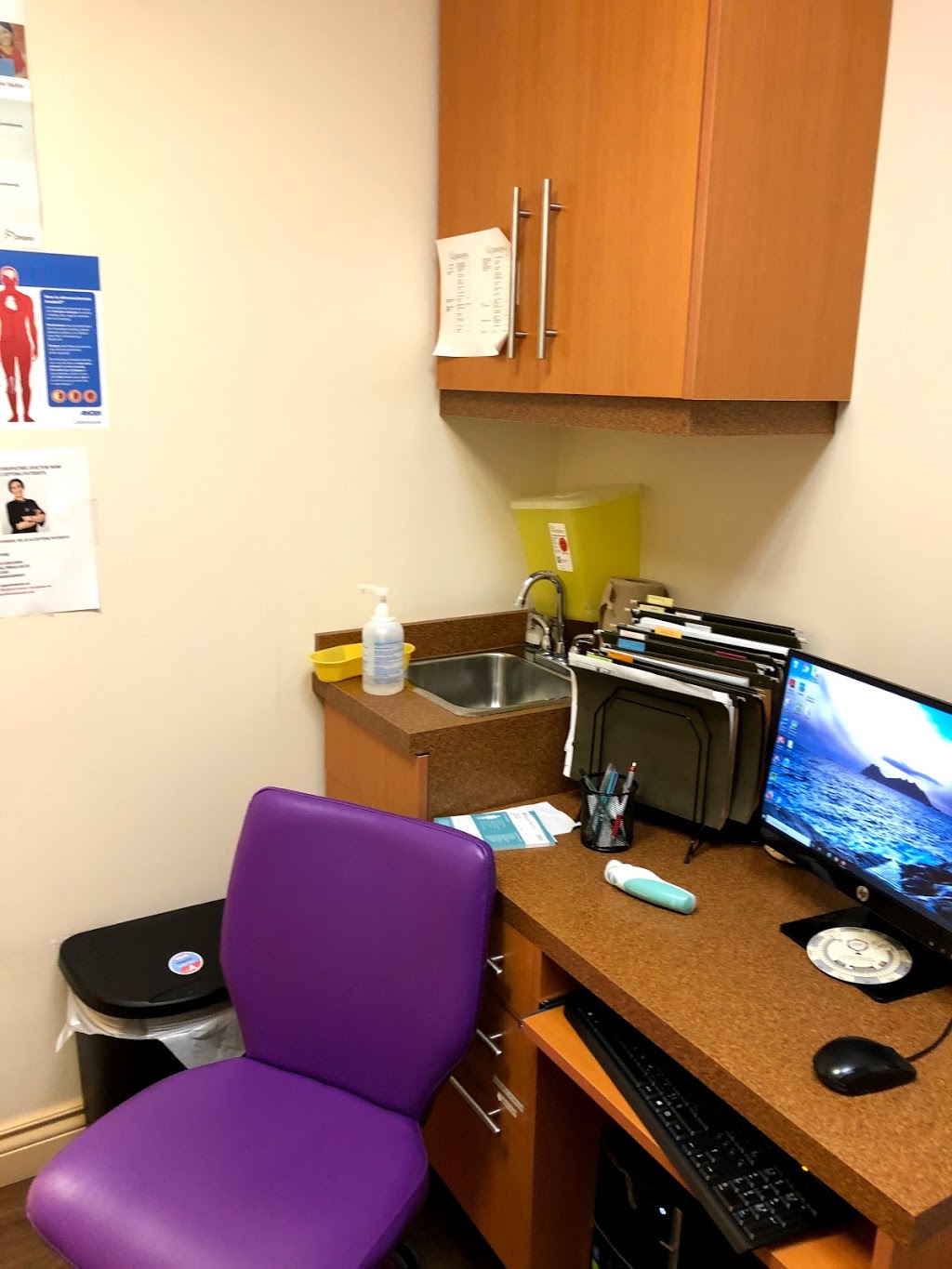 Seashell Medical Centre | 112-330 Bronte St S, Milton, ON L9T 7X1, Canada | Phone: (905) 636-9387