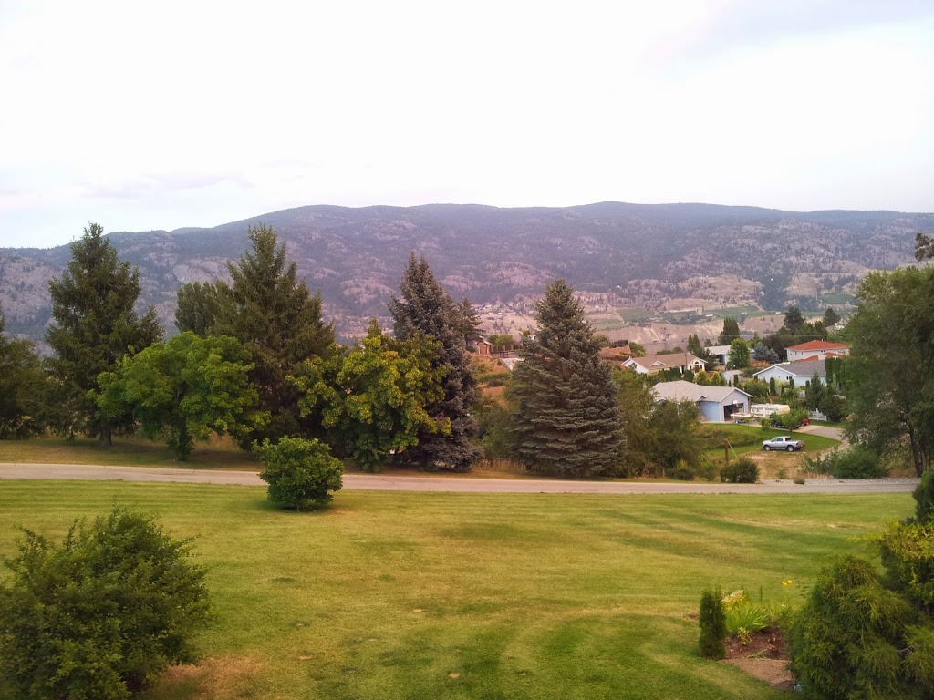 Eden House Bed & Breakfast | 104 Arlayne Rd, Kaleden, BC V0H 1K0, Canada | Phone: (250) 497-8382
