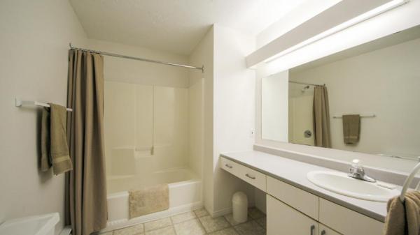 Edward Courts Apt | Edward Court, 213 Edward St, Miramichi, NB E1V 2Y7, Canada | Phone: (833) 313-2792