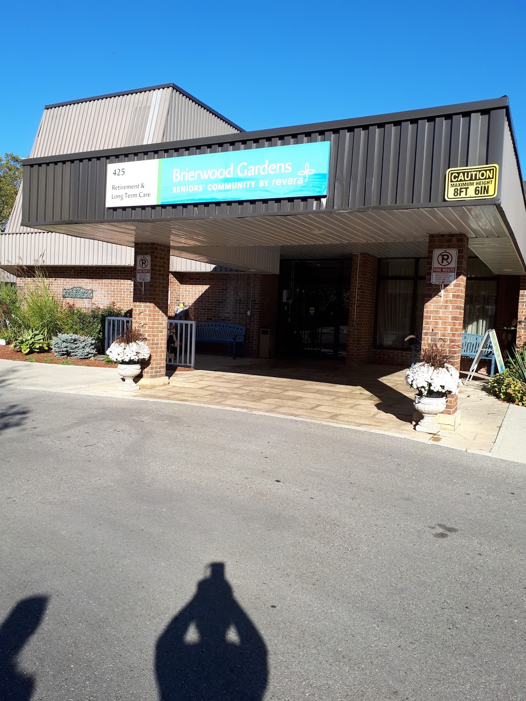 Brierwood Gardens Long-Term Care Home | 425 Park Rd N, Brantford, ON N3R 7G5, Canada | Phone: (519) 759-1040