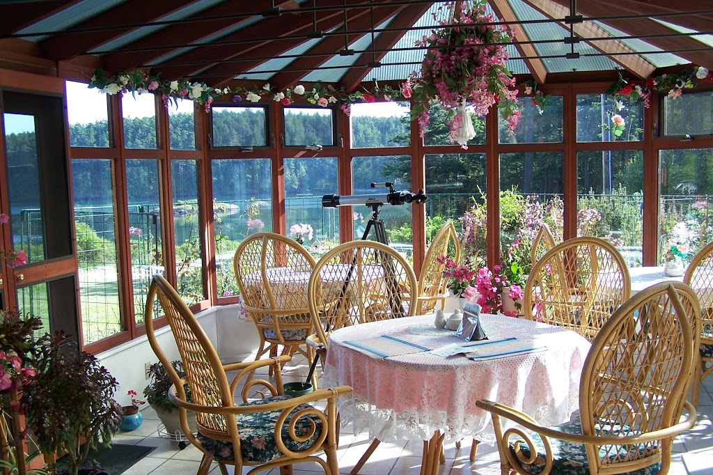 Aleck Bay Inn | 45 Finch Ln, Lopez Island, WA 98261, USA | Phone: (360) 468-3535