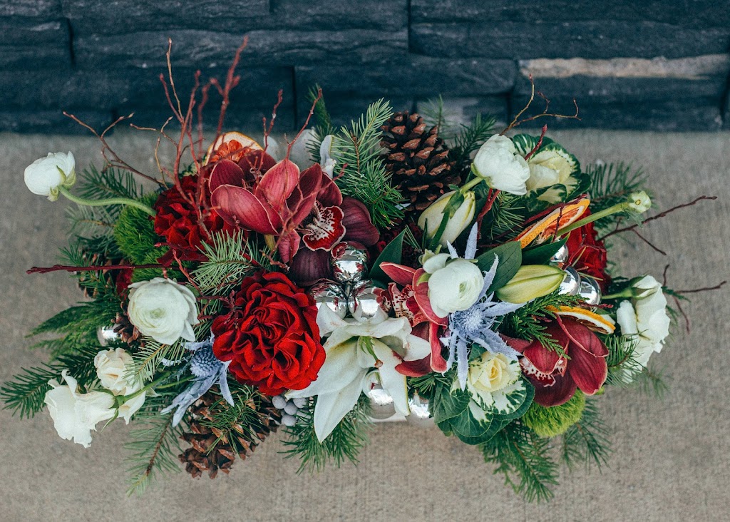Glas Floral Studio | 5003 50 St, Athabasca, AB T9S 1T2, Canada | Phone: (780) 675-4128