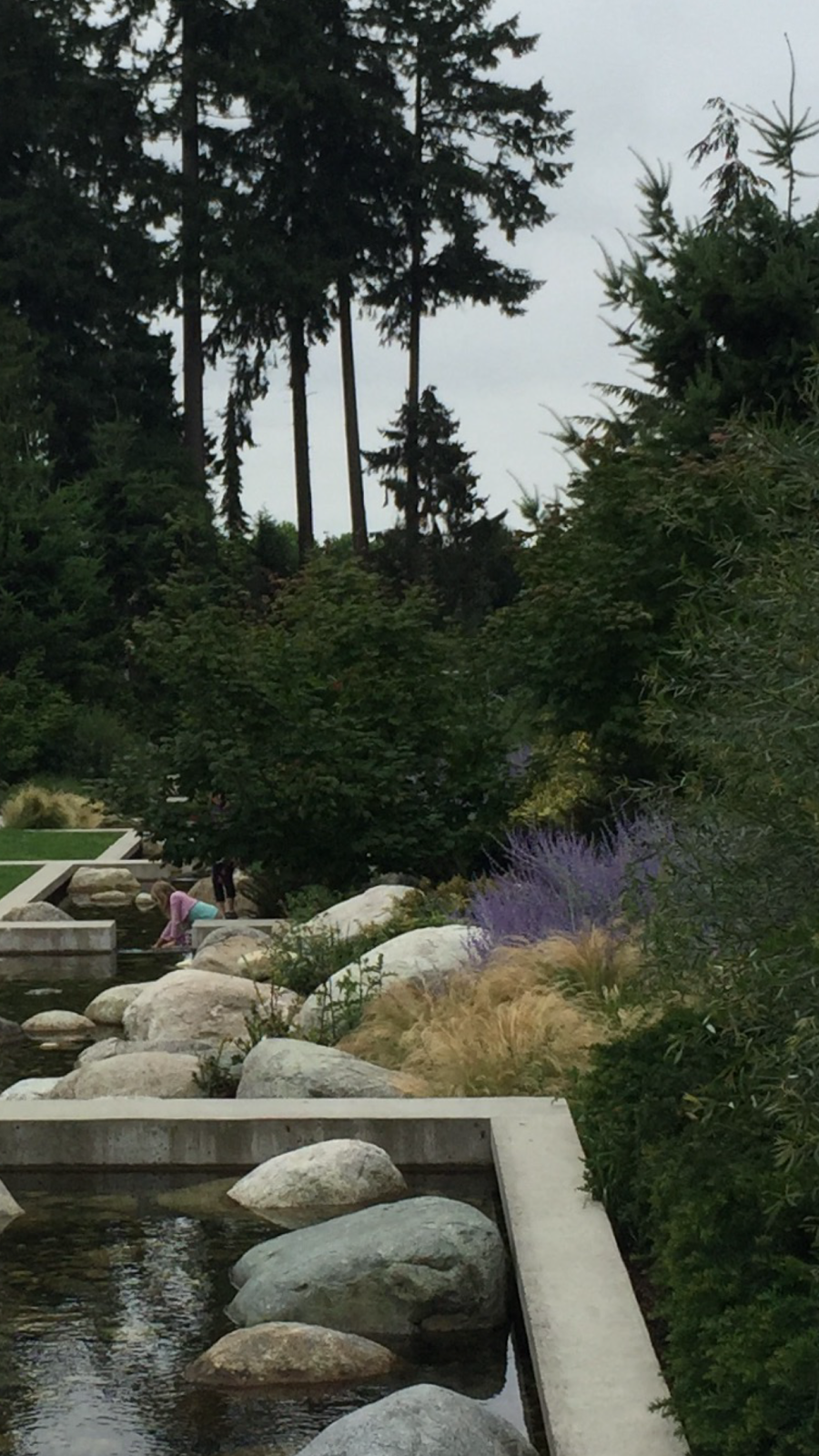 Mundell Park | Webber Ln, Vancouver, BC V6T 1W5, Canada | Phone: (604) 827-5158
