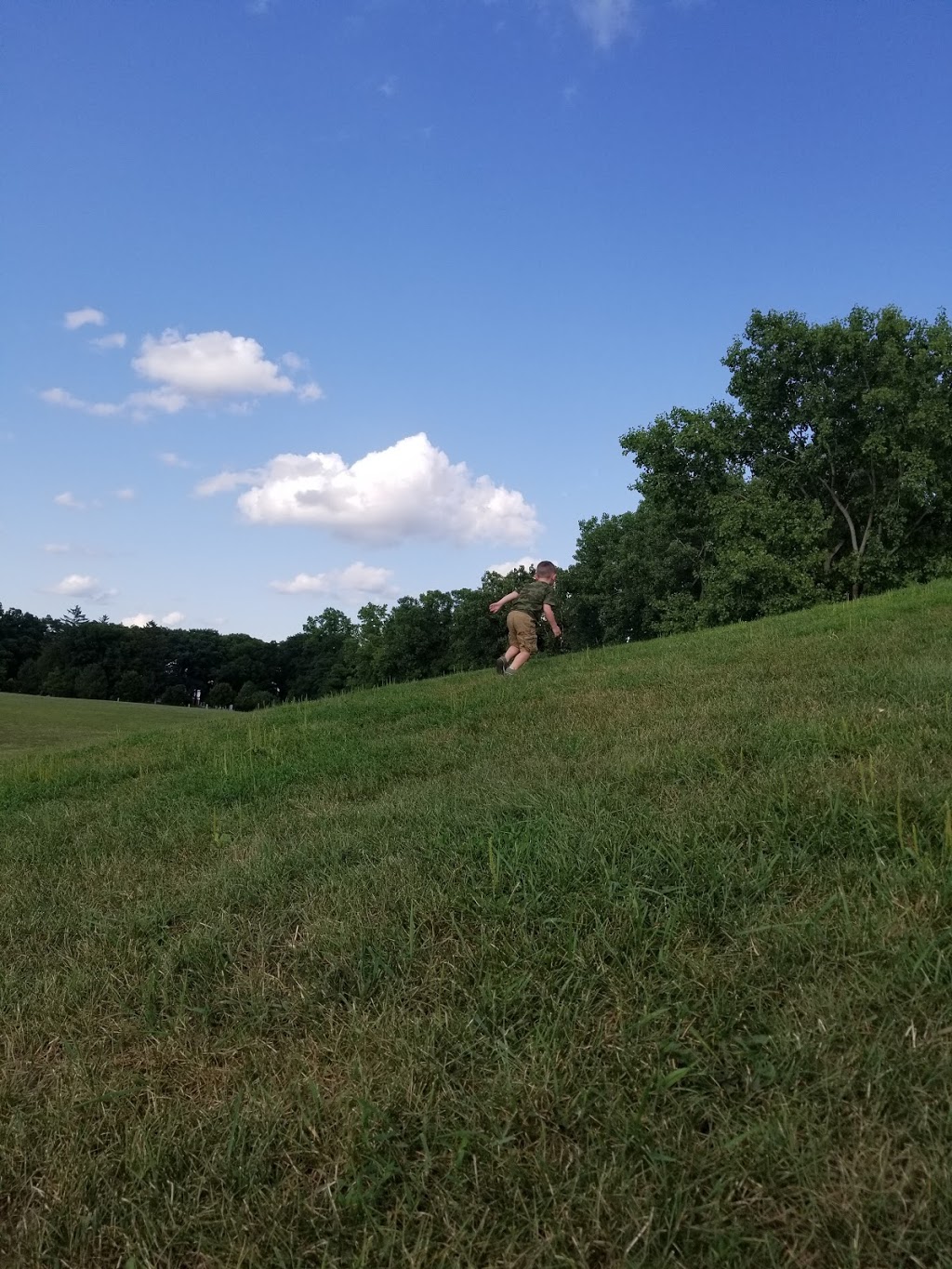 Maynard "Red" Aurand Memorial Park | 52701-, 52999 Huntley Ave, New Baltimore, MI 48047, USA | Phone: (586) 725-0291