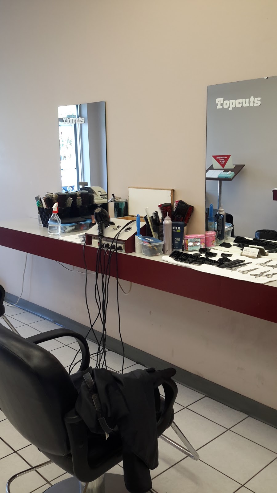 Topcuts | 11000 Yonge St, Richmond Hill, ON L4C 3E4, Canada | Phone: (905) 770-0300
