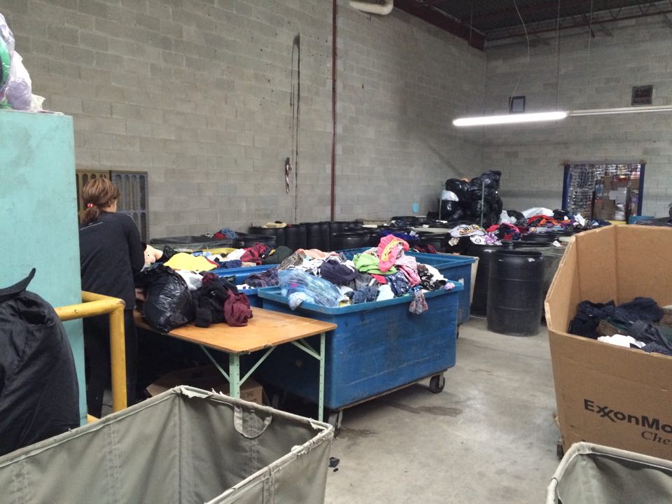 Chiffons industriels (guenilles de garage en t-shirts recyclés) - RD RECYCLAGE | 780 Rue Georges-Cros, Granby, QC J2J 1N2, Canada | Phone: (450) 777-6342