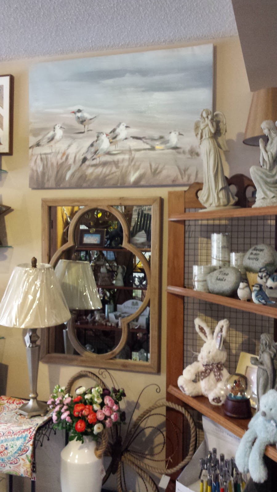Country Creations Of Mt. Forest | 125 Queen St E, Mount Forest, ON N0G 2L2, Canada | Phone: (519) 323-9981