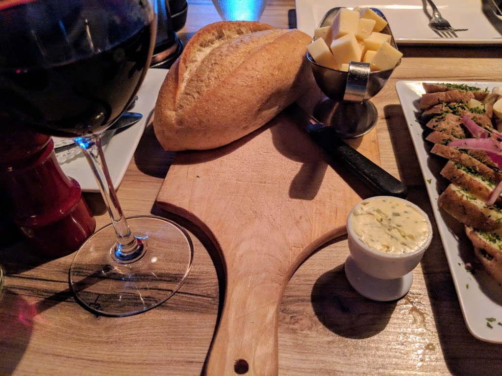La Chaudronnée Suisse | 358 Rue Notre-Dame, Repentigny, QC J6A 5L4, Canada | Phone: (450) 654-9119