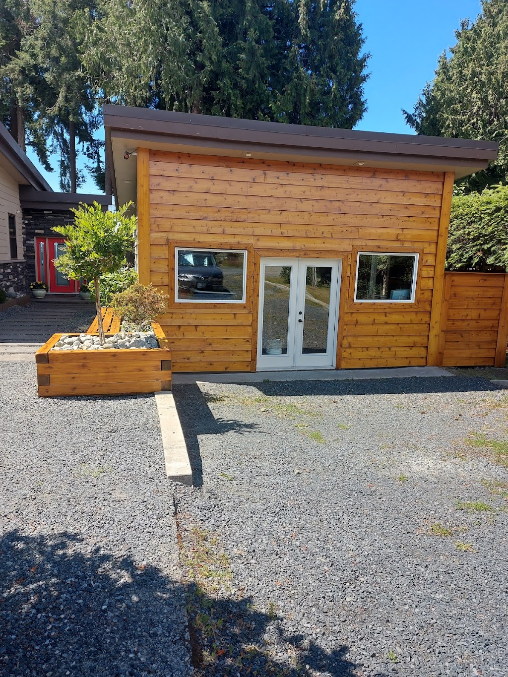 Profiles Inc Brad and Moe | 6589 Klahanie Dr, Powell River, BC V8A 0C1, Canada | Phone: (778) 338-8014