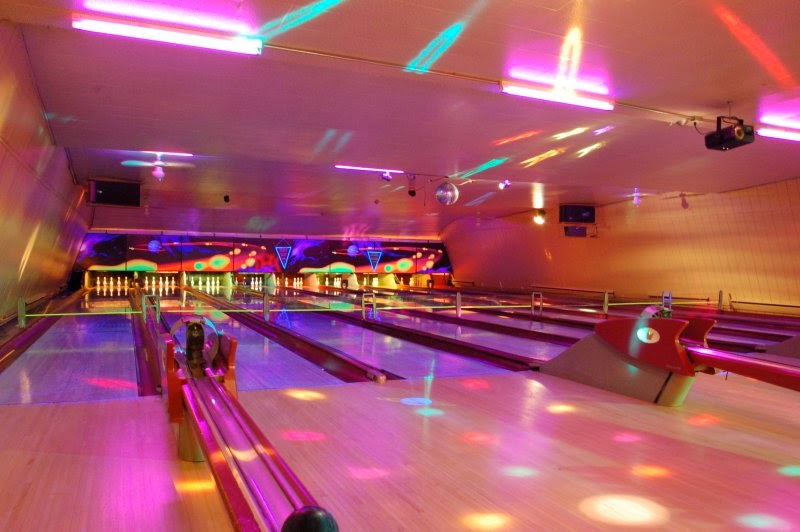 Georgian Lanes Entertainment | 58 Bowes St, Parry Sound, ON P2A 2L3, Canada | Phone: (705) 746-8384
