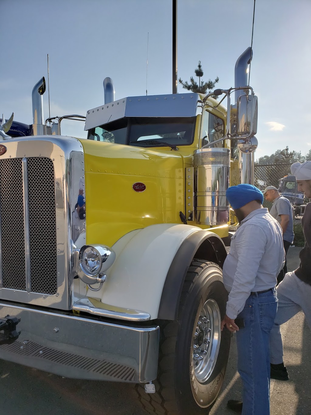 Peterbilt Pacific Inc | car repair | 1001 Coutts Way, Abbotsford, BC V2S 7M2, Canada | 6048533872 OR +1 604-853-3872