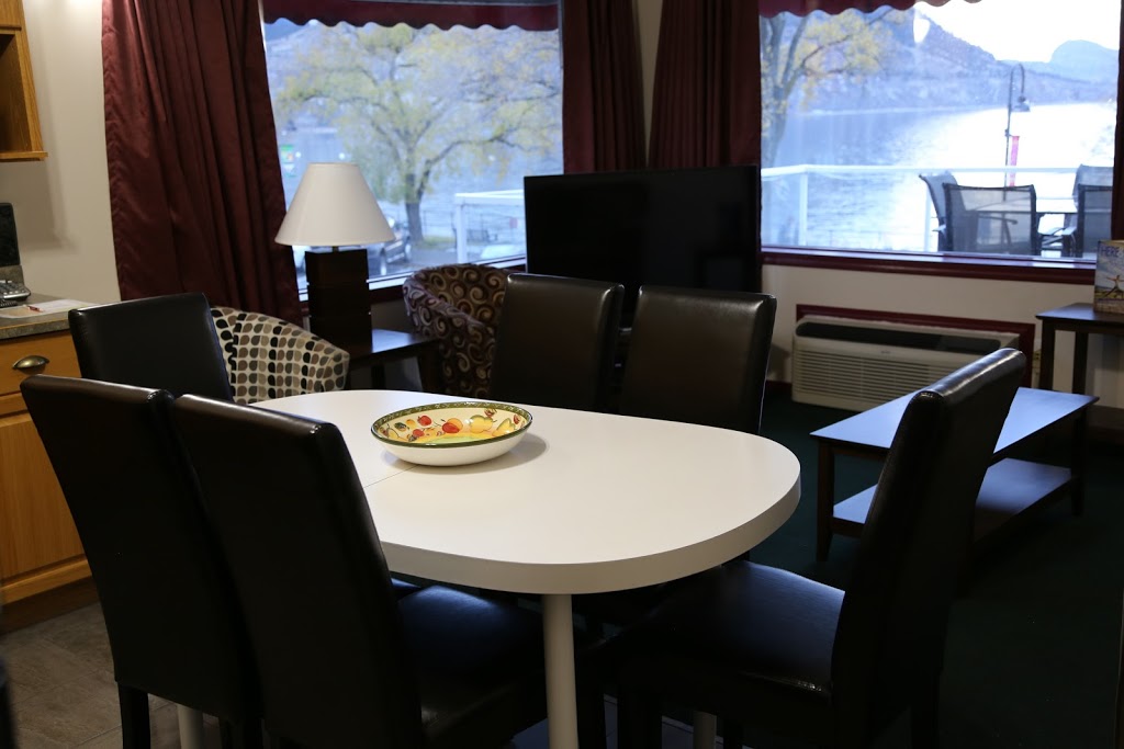 Penticton Slumber Lodge Motel | 274 Lakeshore Dr W, Penticton, BC V2A 1B8, Canada | Phone: (250) 492-4008