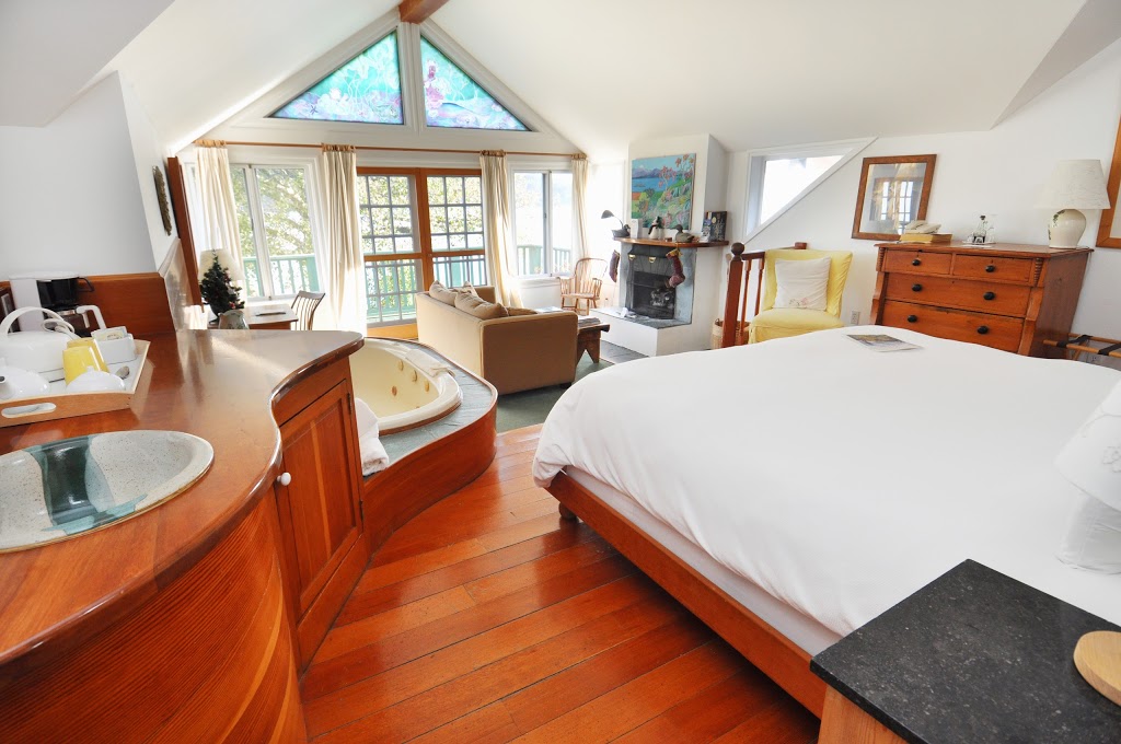 Sooke Harbour House Hotel & Resort | 1528 Whiffen Spit Road, Sooke, BC V9Z 0T4, Canada | Phone: (250) 642-3421