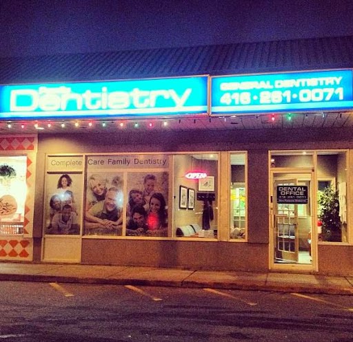 Weinberg Jeffrey Dr | 112 Markham Rd, Scarborough, ON M1M 2Z7, Canada | Phone: (416) 261-0071