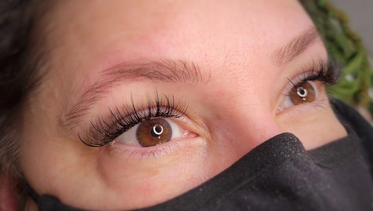 The Lash Addict Lounge | 206 Pelham Rd, St. Catharines, ON L2S 1W9, Canada | Phone: (289) 501-6319