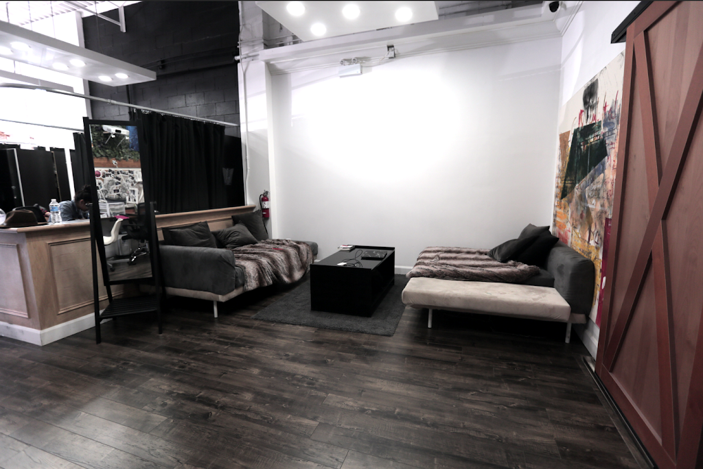 Playhouse Tattoo Studio | 900 Rathburn Rd W D7, Mississauga, ON L5C 4L2, Canada | Phone: (905) 276-4800