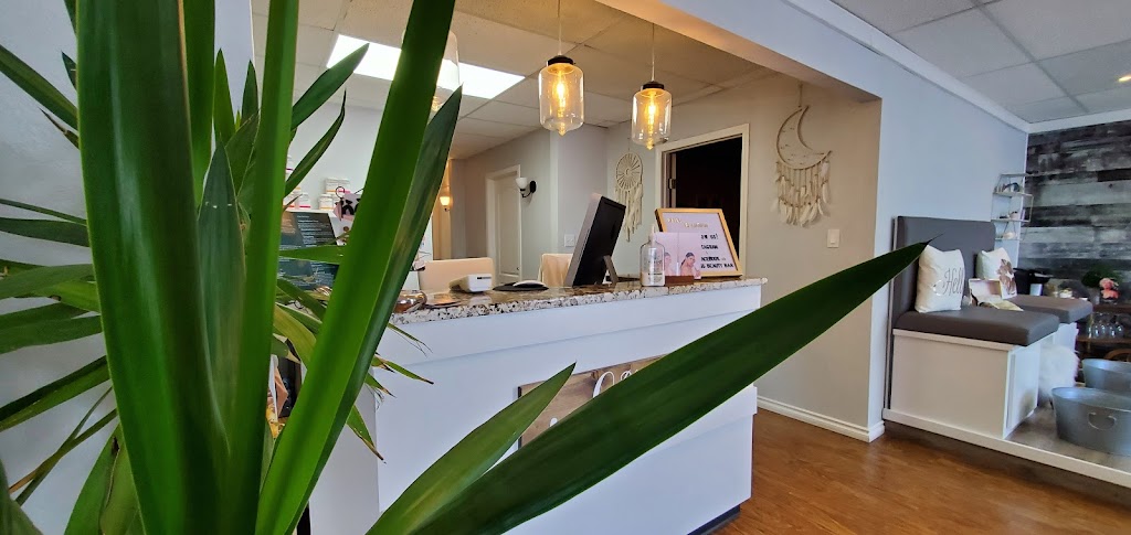 bliss beauty bar | 2224 5 Ave S, Lethbridge, AB T1J 4G6, Canada | Phone: (403) 942-1464