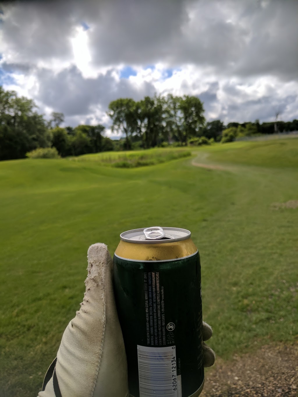 Shooters Family Golf Centre and Restaurant | 2731 Main St, Winnipeg, MB R2V 4T2, Canada | Phone: (204) 339-2326