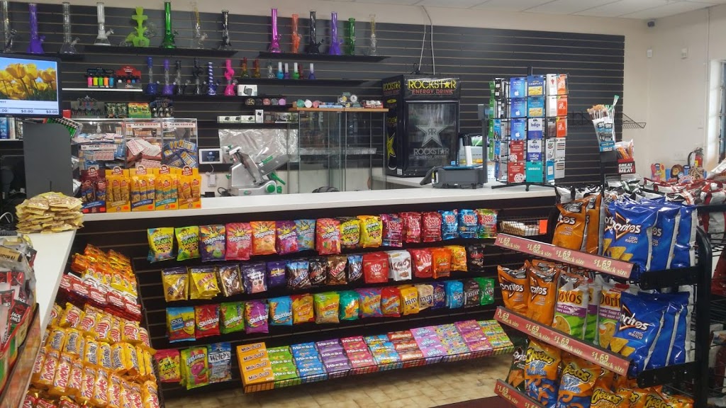 Hasty market | 130 Queenston Rd, Hamilton, ON L8K 1G6, Canada | Phone: (905) 544-8989