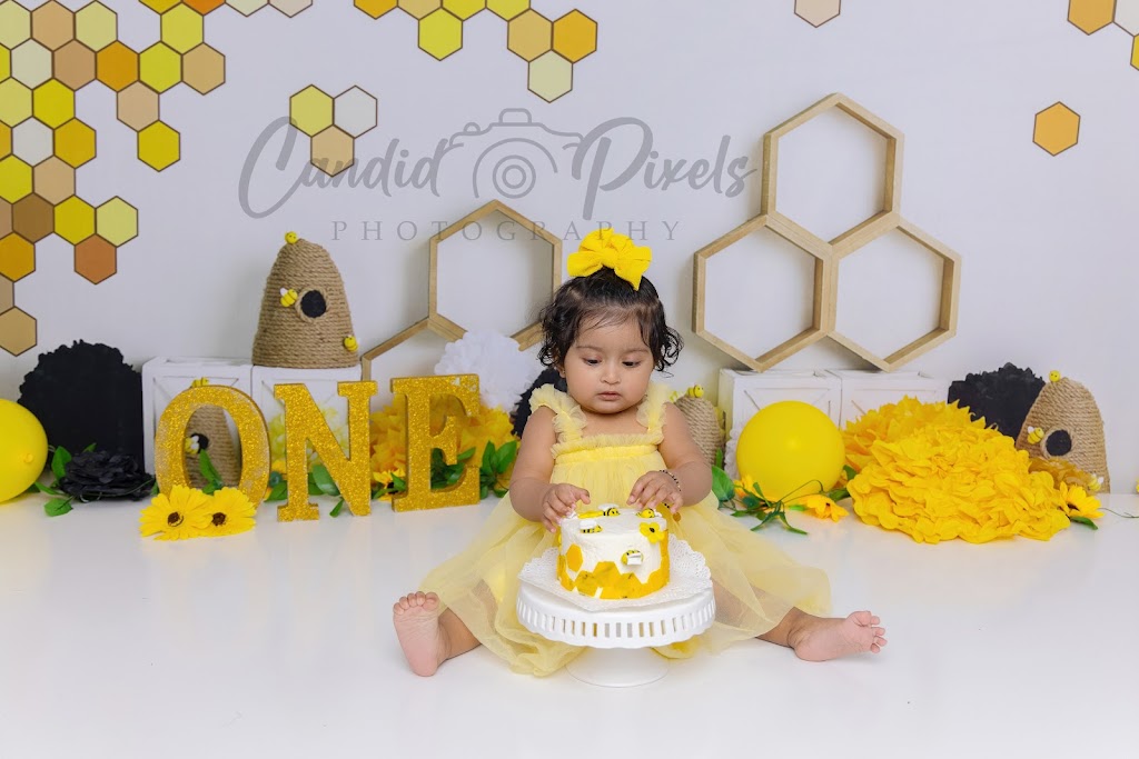 candid pixels photography studio | 57 Saddlestone Green, Calgary, AB T3J 2C8, Canada | Phone: (647) 985-5701
