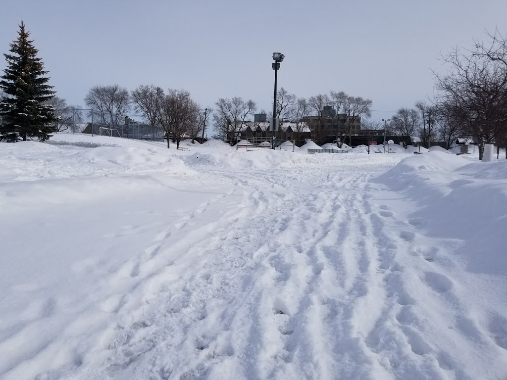 Parc Grovehill | Rue Saint Antoine & 36e Av, Montréal, QC H8T, Rue Saint-Antoine, Lachine, QC H8T, Canada