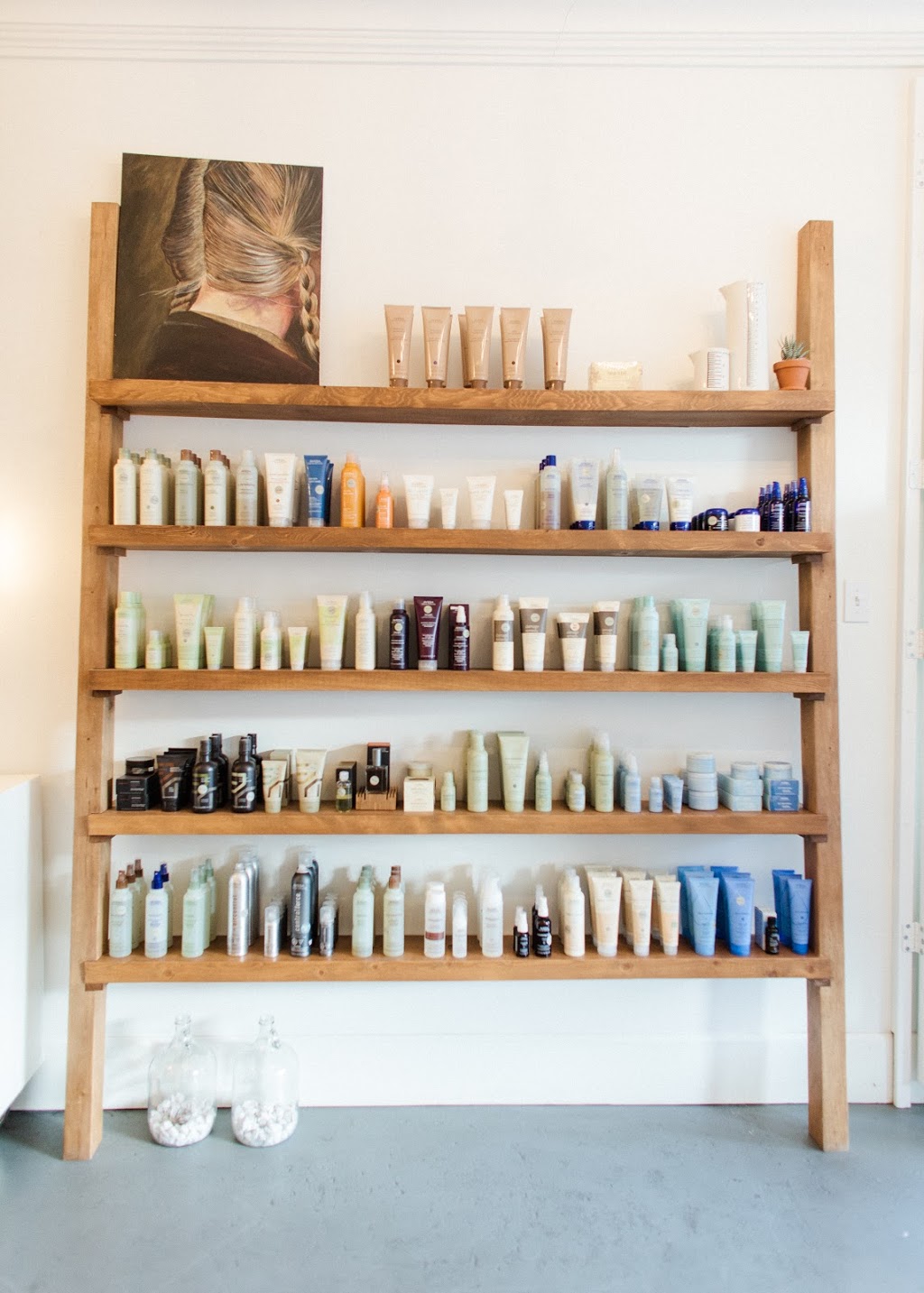Trim Hair Salon | 3851 Main St, Vancouver, BC V5V 3P1, Canada | Phone: (604) 876-2118