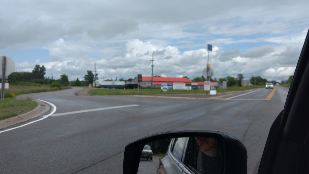 Ultramar | 798 Kawartha Lakes County Rd 121, Fenelon Falls, ON K0M 1N0, Canada | Phone: (705) 887-7519
