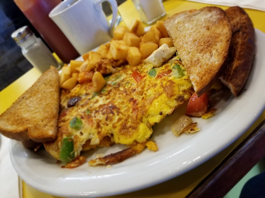 Pleasant Street Diner | 205 Pleasant St #101, Dartmouth, NS B2Y 3R5, Canada | Phone: (902) 469-7770